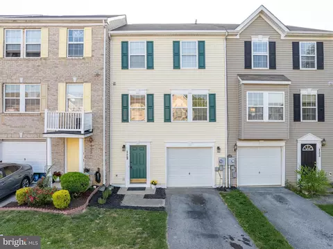 129 Dunlap Dr, Charles Town, WV 25414