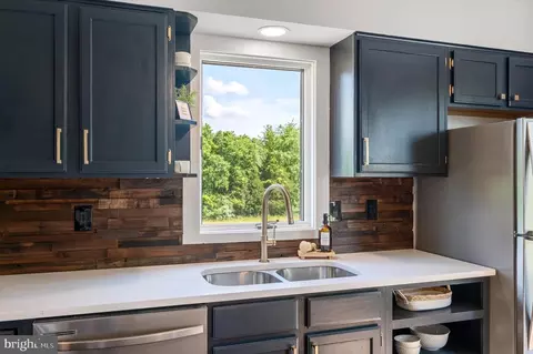 Kitchen - 1199 Summit Point Rd, Summit Point, WV 25446 photo 2 of 3