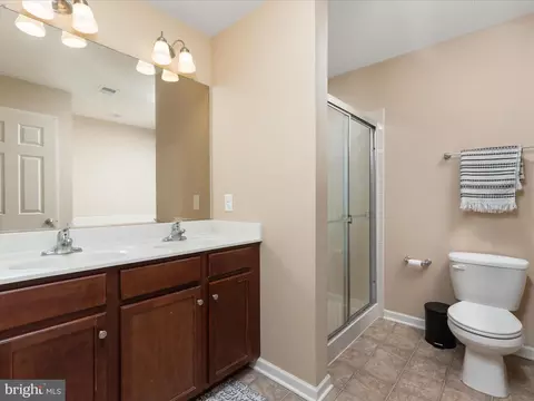 Bath - 1151 Steed St, Ranson, WV 25438 photo 2 of 5