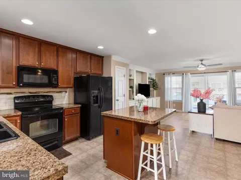 Kitchen - 1151 Steed St, Ranson, WV 25438 photo 1 of 2