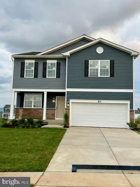 50 Ashcroft Dr, Charles Town, WV 25414