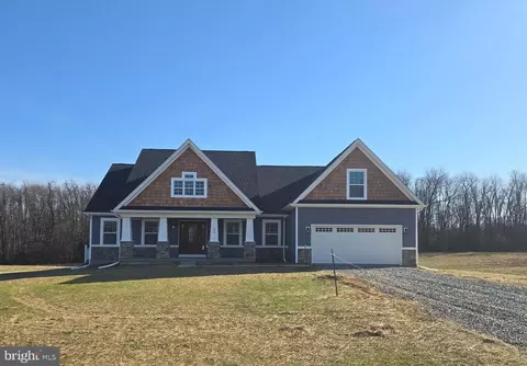 93 Rakes Rd, Shenandoah Junction, WV 25442