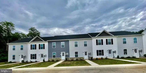 168 Night Star Ter, Kearneysville, WV 25430