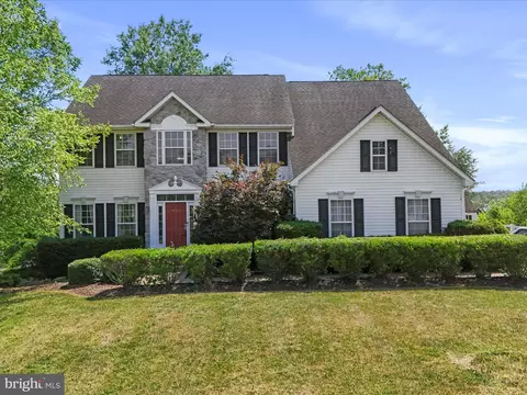 649 Mara Rose Ln, Harpers Ferry, WV 25425