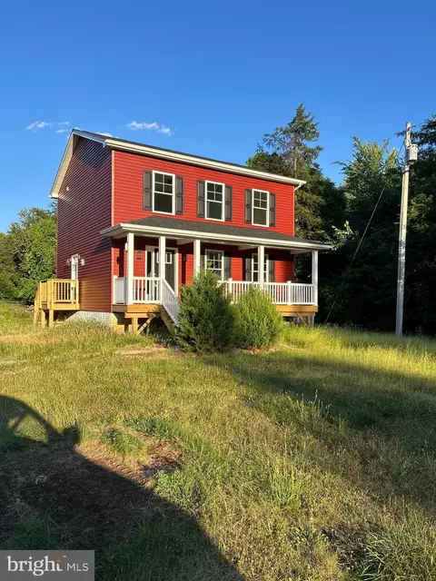 662 Hidden Hollow Dr, Kearneysville, WV 25430