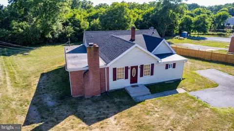 14864 Charles Town Rd, Charles Town, WV 25414