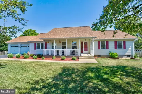 243 Fenway Dr, Charles Town, WV 25414