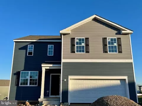 10 Ashcroft Dr, Charles Town, WV 25414