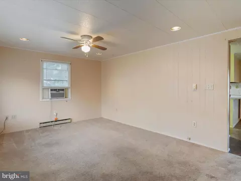 101 S Mcdonald St, Ranson, WV 25438 photo 6