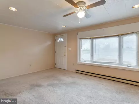 101 S Mcdonald St, Ranson, WV 25438 photo 4