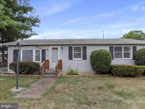 101 S Mcdonald St, Ranson, WV 25438 photo 2