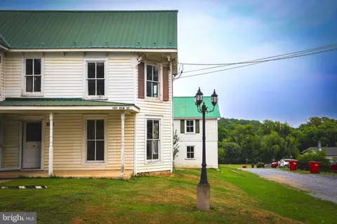 103 Elm St, Shenandoah Junction, WV 25442