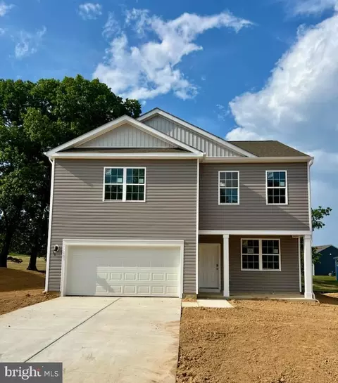 41 Gatehouse Pl, Charles Town, WV 25414