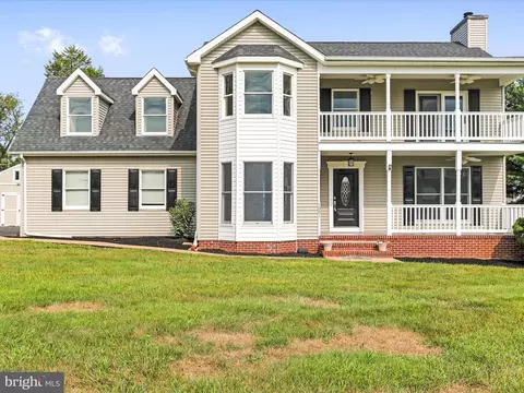 1001 Deer Mountain Dr, Harpers Ferry, WV 25425