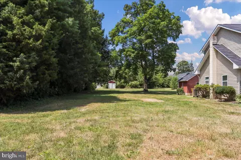 Euclid Avenue, Charles Town, WV 25414