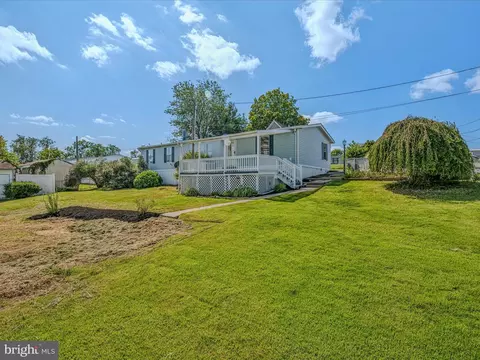 100 Turtle Ln, Ranson, WV 25438 photo 6