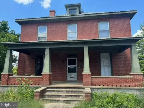 500 E Washington St, Charles Town, WV 25414