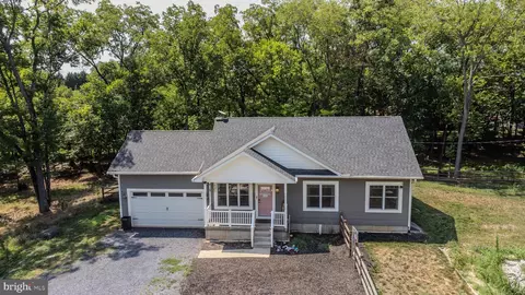 3077 Bowers Rd, Kearneysville, WV 25430