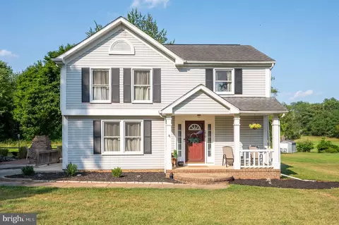 270 7th St, Shenandoah Junction, WV 25442