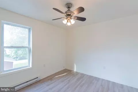 104 W 5th Ave, Ranson, WV 25438 photo 18