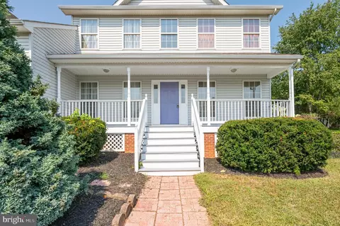 292 Apple Cross Rd, Harpers Ferry, WV 25425