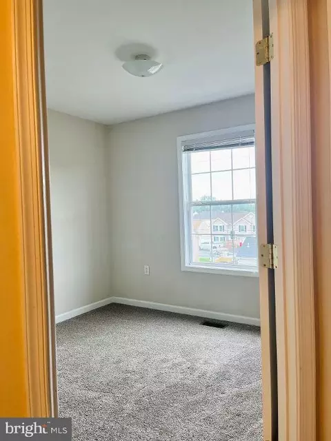 101 N Marshall St, Ranson, WV 25438 photo 12