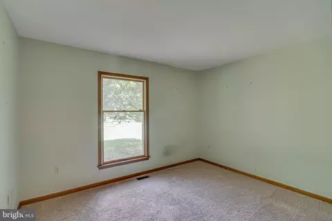 Bedroom - 197 Glen Rd, Shepherdstown, WV 25443 photo 1 of 4