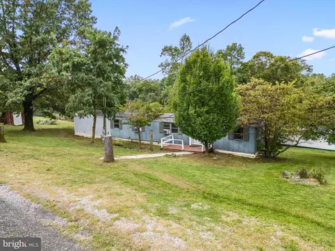 70 New Harmony Ln, Harpers Ferry, WV 25425