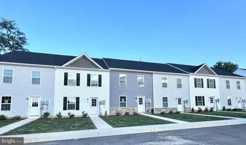 138 Night Star Ter, Kearneysville, WV 25430