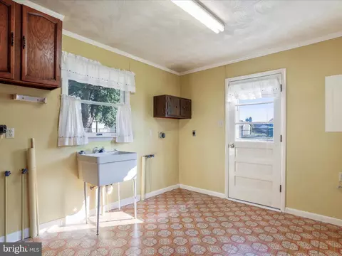 205 S George St, Ranson, WV 25438 photo 19