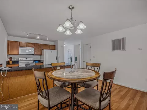 Dining - 76 Peter Rabbit Dr, Ranson, WV 25438 photo 2 of 2