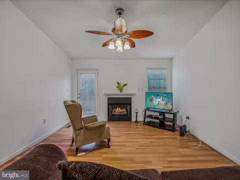 Living - 76 Peter Rabbit Dr, Ranson, WV 25438 photo 1 of 3