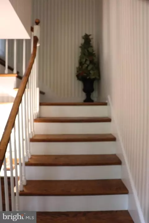 Entry Way - 157 Steamboat Run Rd, Shepherdstown, WV 25443 photo 4 of 8