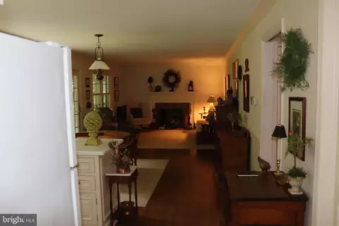 Entry Way - 157 Steamboat Run Rd, Shepherdstown, WV 25443 photo 2 of 8