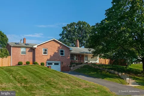 705 Morison St, Charles Town, WV 25414
