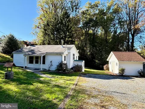 19219 Charles Town Rd, Harpers Ferry, WV 25425