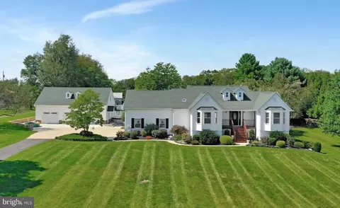 3081 Engle Molers Rd, Harpers Ferry, WV 25425