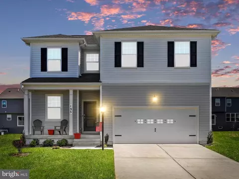 135 Solstice Way, Charles Town, WV 25414