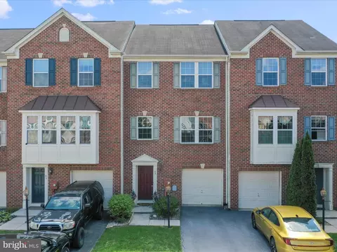 69 Don Quixote Dr, Charles Town, WV 25414