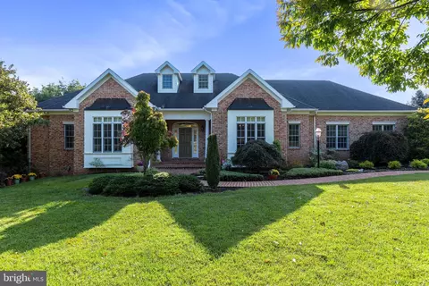 145 Singletree Dr, Shepherdstown, WV 25443