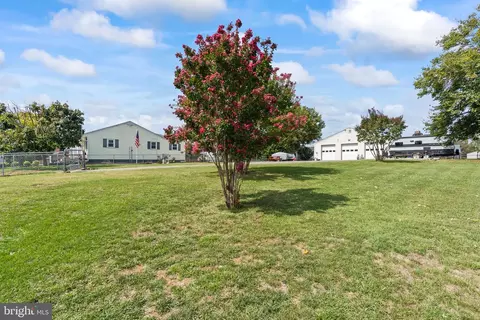217 E 4th Ave, Ranson, WV 25438 photo 38