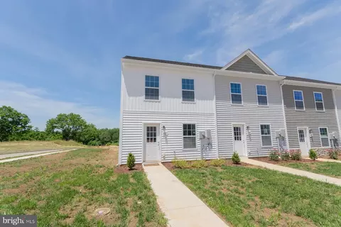 167 Night Star Ter, Kearneysville, WV 25430