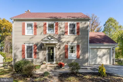 88 Arabian Pl, Charles Town, WV 25414