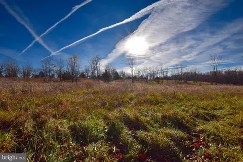 4480 Sulphur Springs Rd, Kearneysville, WV 25430