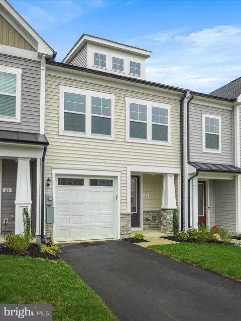 20 Towton Pl, Charles Town, WV 25414