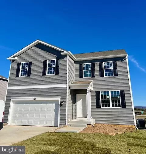 38 Hemingway Ter, Charles Town, WV 25414