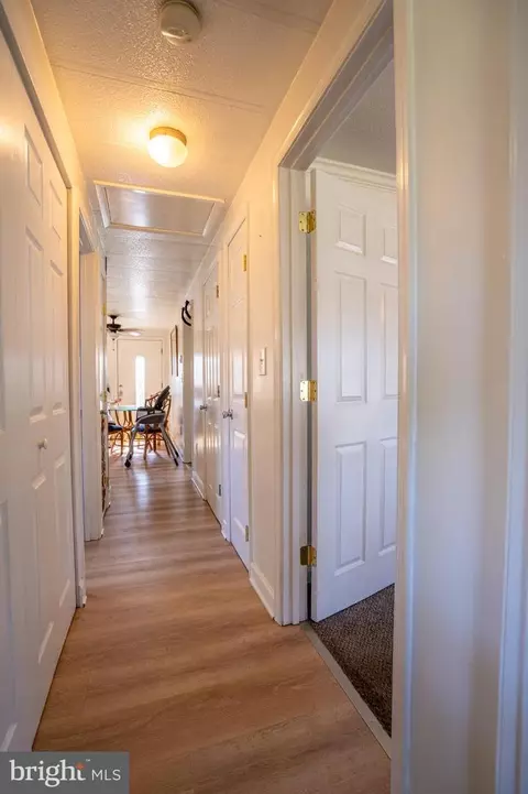 Entry Way - 44 Orchard Dr, Ranson, WV 25438 photo 1 of 2
