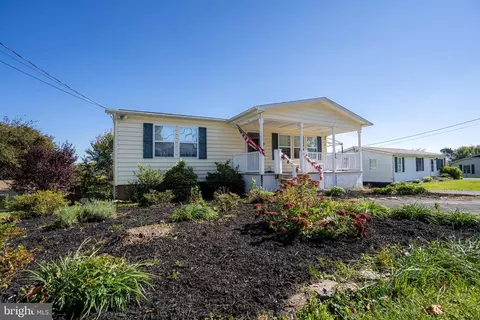 Exterior - 44 Orchard Dr, Ranson, WV 25438 photo 10 of 10
