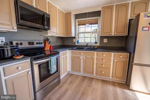 Kitchen - 44 Orchard Dr, Ranson, WV 25438 photo 1 of 1