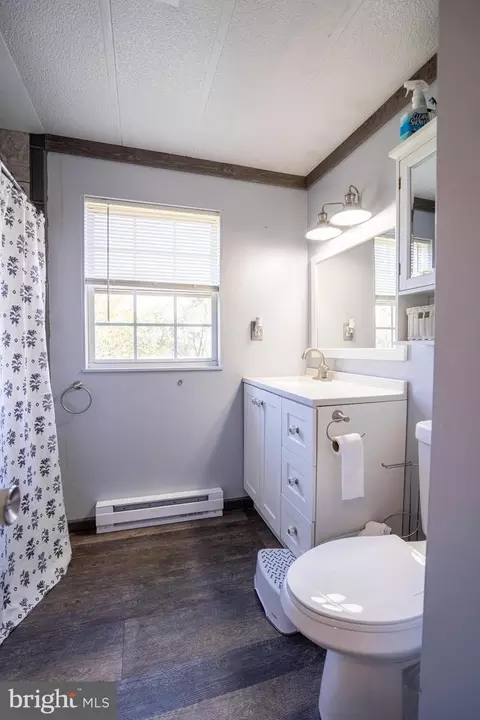 Bath - 44 Orchard Dr, Ranson, WV 25438 photo 1 of 4